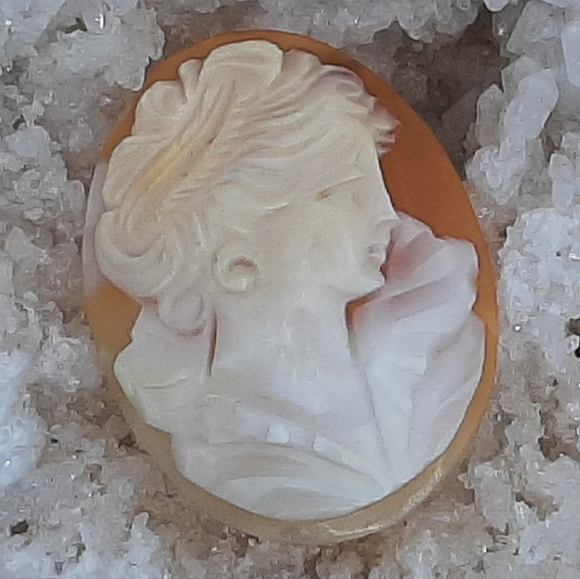 Vintage Cameo - Picture 1 of 4